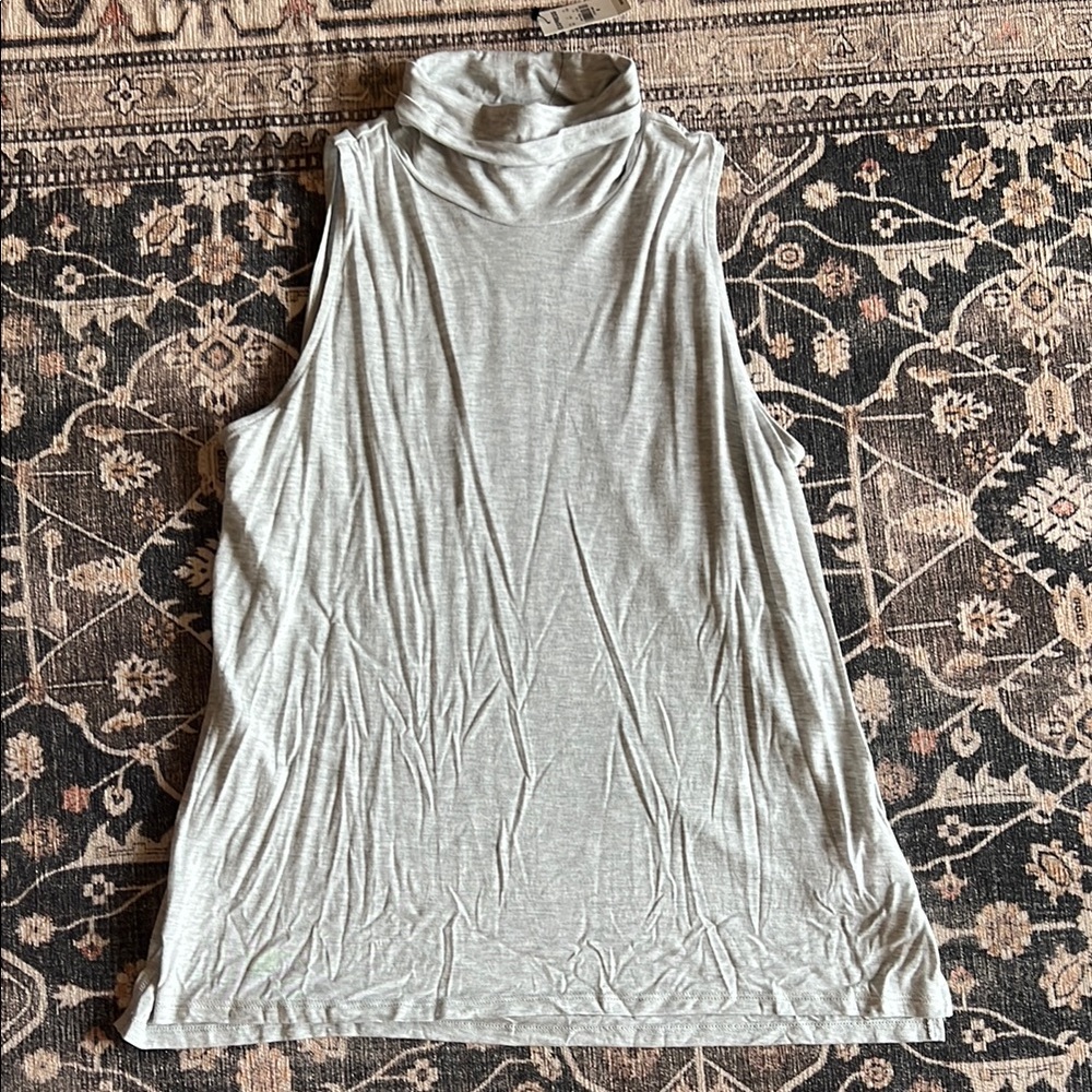Women’s Express Turtleneck Tank